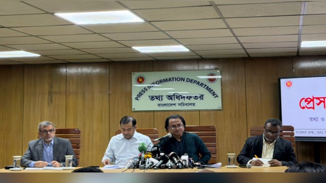 জ্বালানি তেলের পর্যাপ্ত মজুত রয়েছে, ‘প্যানিক বায়িং’ থেকে বিরত থাকার আহ্বান